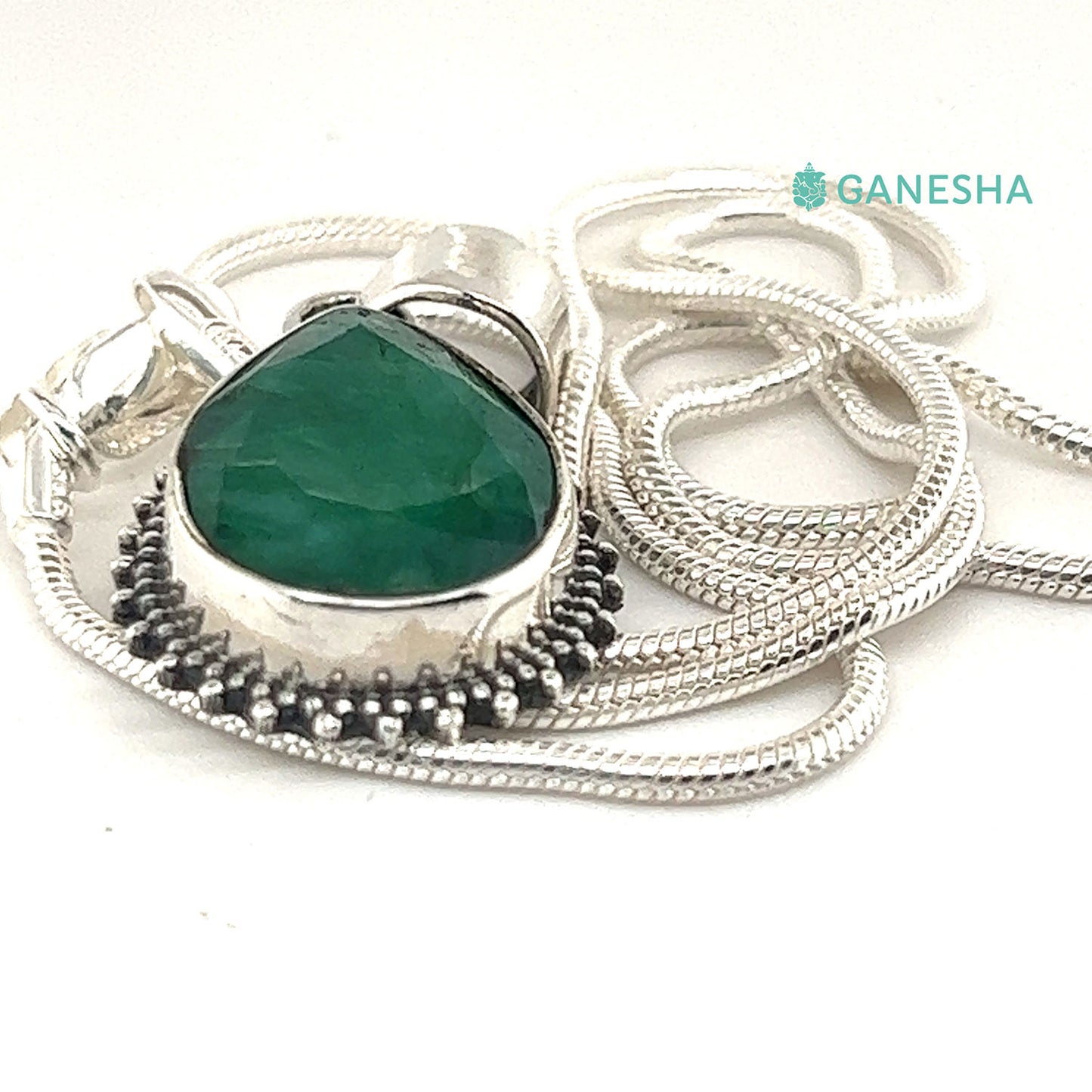Ganesha Handicrafts, Emerald - 925 Sterling Silver Jewellery Gift Set With Free Chain, 925 Sterling Silver Jewellery Gift Set With Free Chain, Womens stylized Jewellery and  Chain, Green Colour Emerald Silver Jewellery.