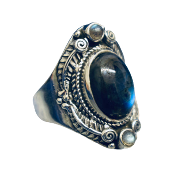 Ganesha Handicrafts Detailed Labradorite Vintage ring (925) Sterling Sliver , Sliver ring , Vintage sliver ring , Stone ring , Stylish ring , Designing sliver ring