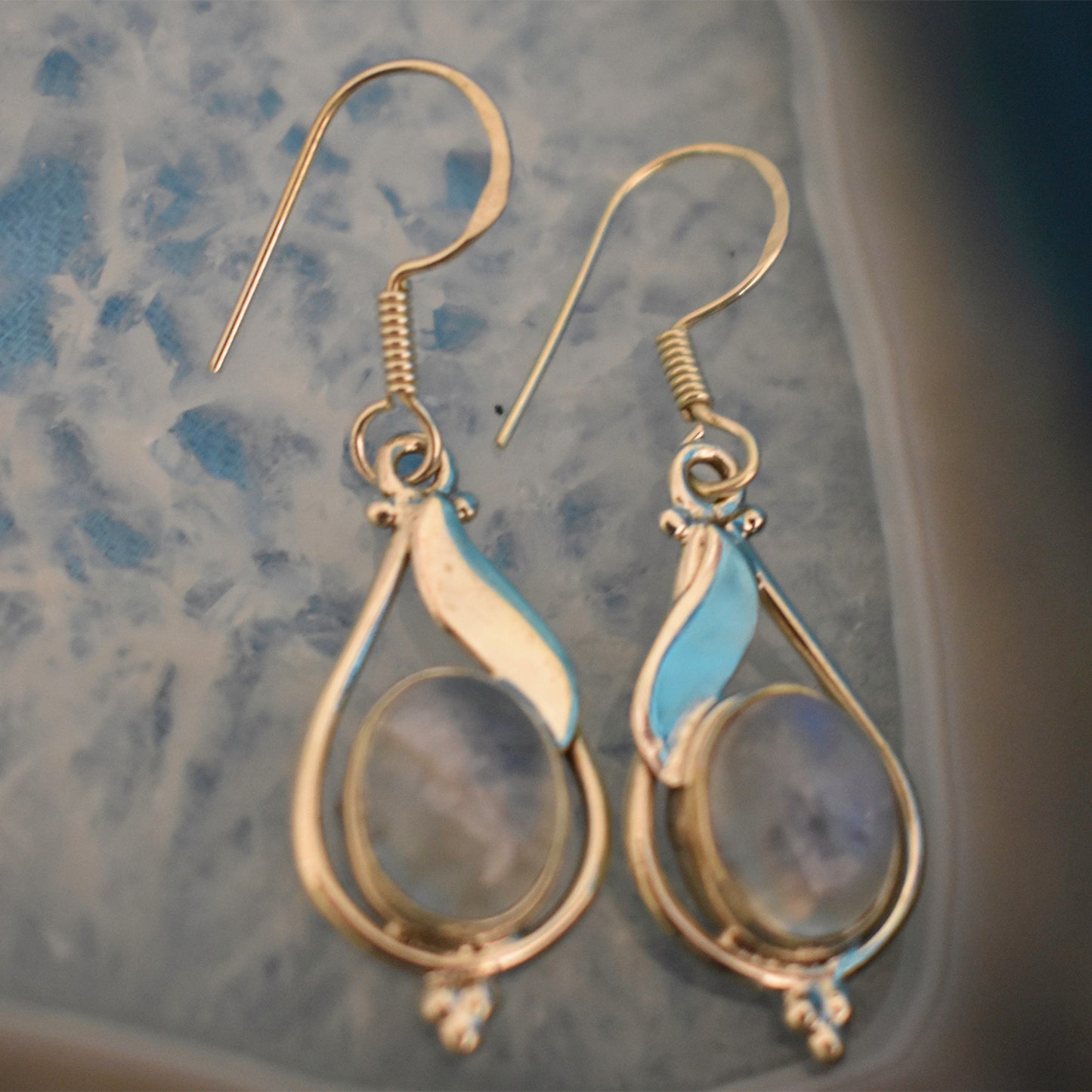 Ganesha Handicrafts, Sterling Silver Drop Earrings, Women's Stylish Earrings, 925-Sterling silver Earrings, Drop Earrings, Silver Earrings, Women's trending Earrings, Hash Colour Earrings.